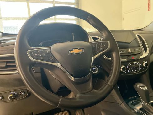 Used 2021 Chevrolet Equinox Premier AWD/4WD image 14