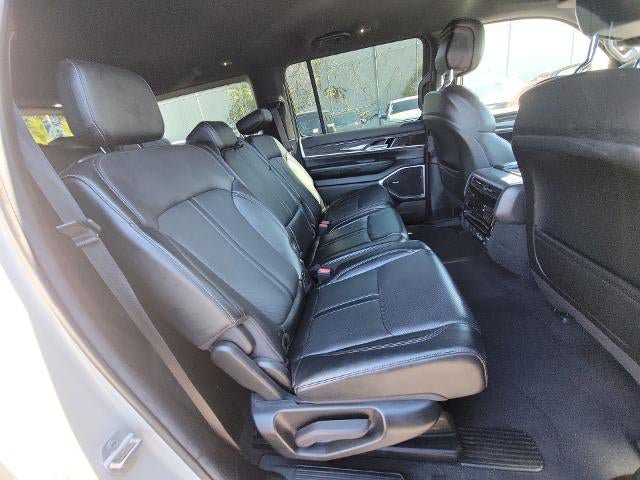 Used 2022 Jeep Wagoneer Series II RWD image 26