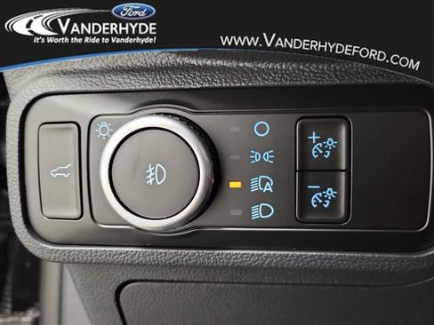 New 2026 Ford Explorer Active w/ Active Comfort Package AWD/4WD image 24