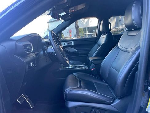 Used 2023 Ford Explorer ST w/ Equipment Group 401A AWD/4WD image 17