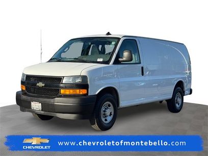 Used 2018 Chevrolet Express 3500 w/ Driver Convenience Package