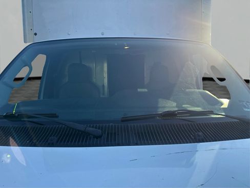 Used 2013 Ford E-350 and Econoline 350 Super Duty RWD image 15
