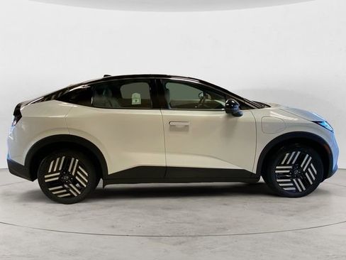 New 2026 Nissan Leaf SV+ w/ Floor Mat Package (SV+) image 6