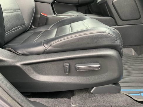 Used 2019 Honda CR-V EX-L image 41