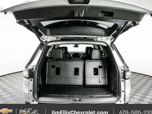 Certified 2020 Chevrolet Traverse Premier w/ Redline Edition FWD image 32