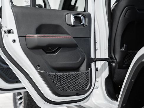 New 2026 Jeep Wrangler Unlimited Rubicon image 35