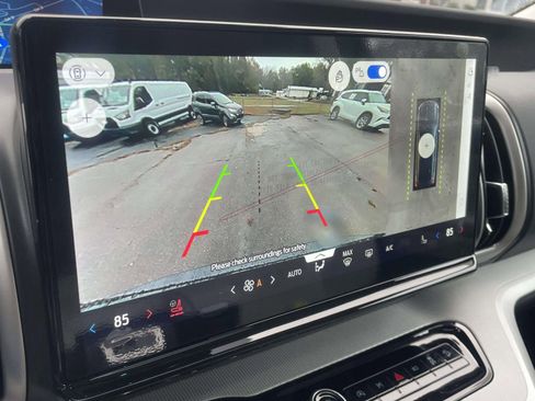 New 2025 Ford Expedition Max Active image 13