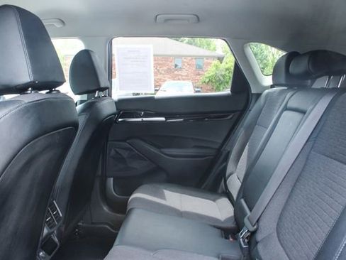 Used 2022 Kia Seltos S FWD image 32
