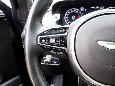 Used 2021 Aston Martin DBX AWD/4WD image 25