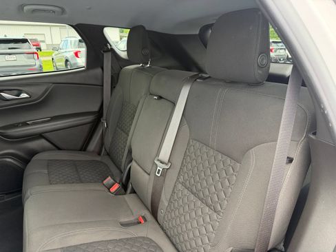 Used 2021 Chevrolet Blazer LT FWD image 14
