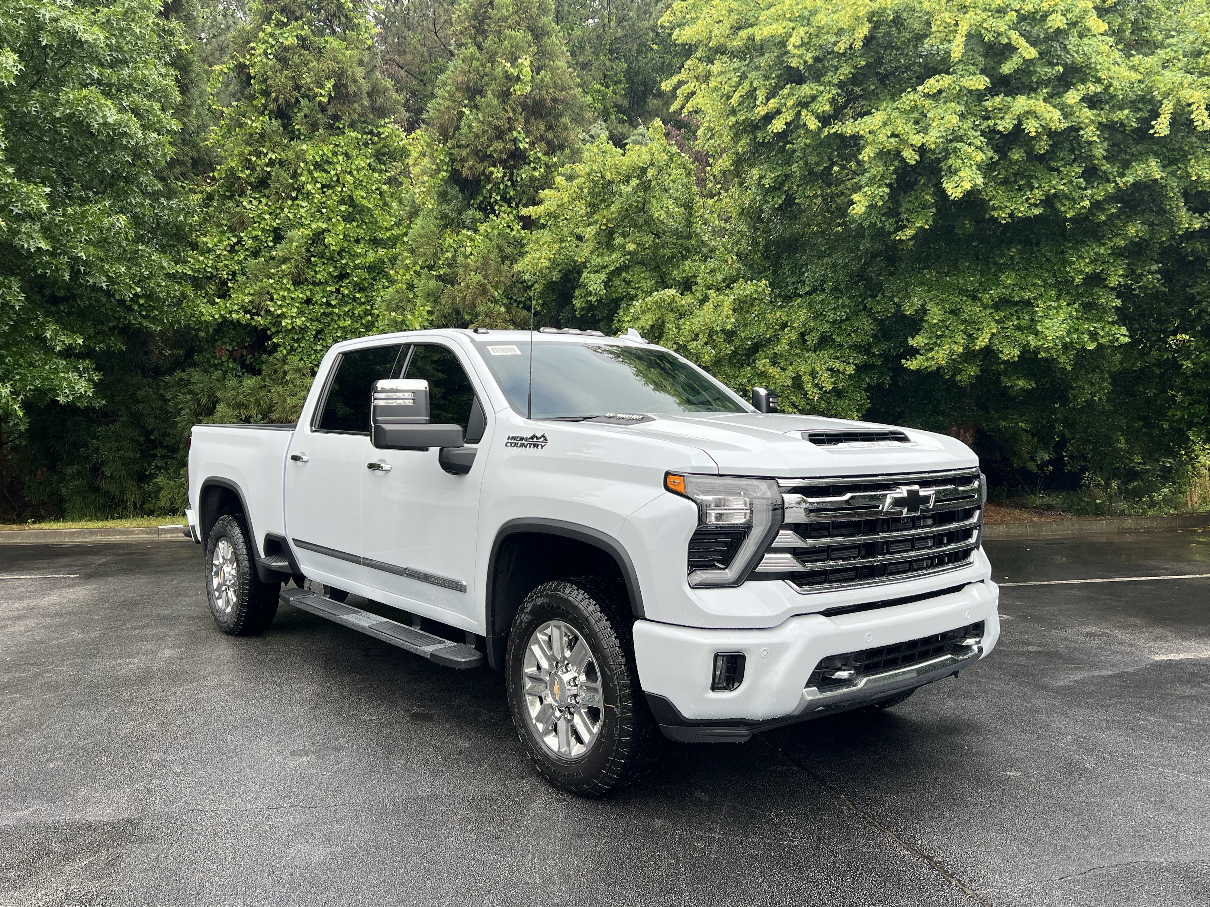 New 2026 Chevrolet Silverado 2500 High Country w/ High Country Premium Package AWD/4WD image 2