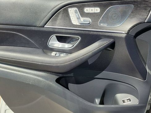 Certified 2024 Mercedes-Benz GLS 450 4MATIC image 15