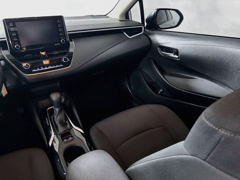 Certified 2021 Toyota Corolla LE w/ Carpet Mat Package (TMS) FWD image 23