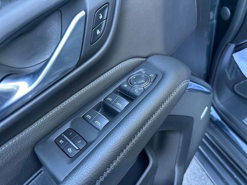 Used 2022 GMC Yukon XL Denali image 20