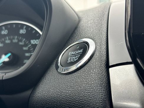 Used 2018 Ford EcoSport SE w/ SE Convenience Package FWD image 26
