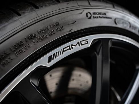 Used 2013 Mercedes-Benz SL 63 AMG image 17