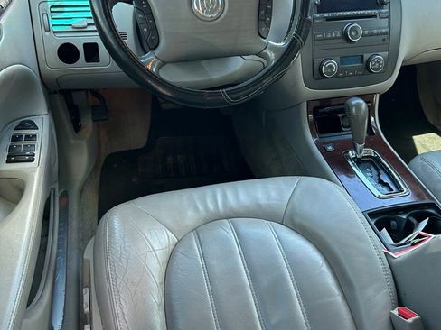 Used 2008 Buick Lucerne CXL w/ Driver Confidence Package FWD image 5