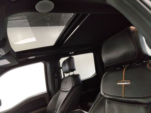 Used 2024 Ford F250 Platinum image 33