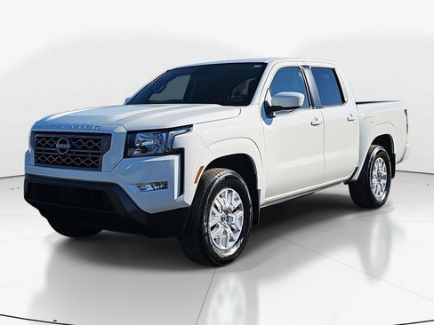 Used 2024 Nissan Frontier SV w/ SV Convenience Package image 8