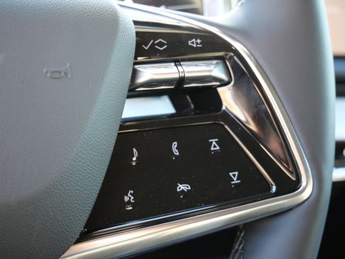 New 2026 Cadillac Optiq Sport 1 image 24