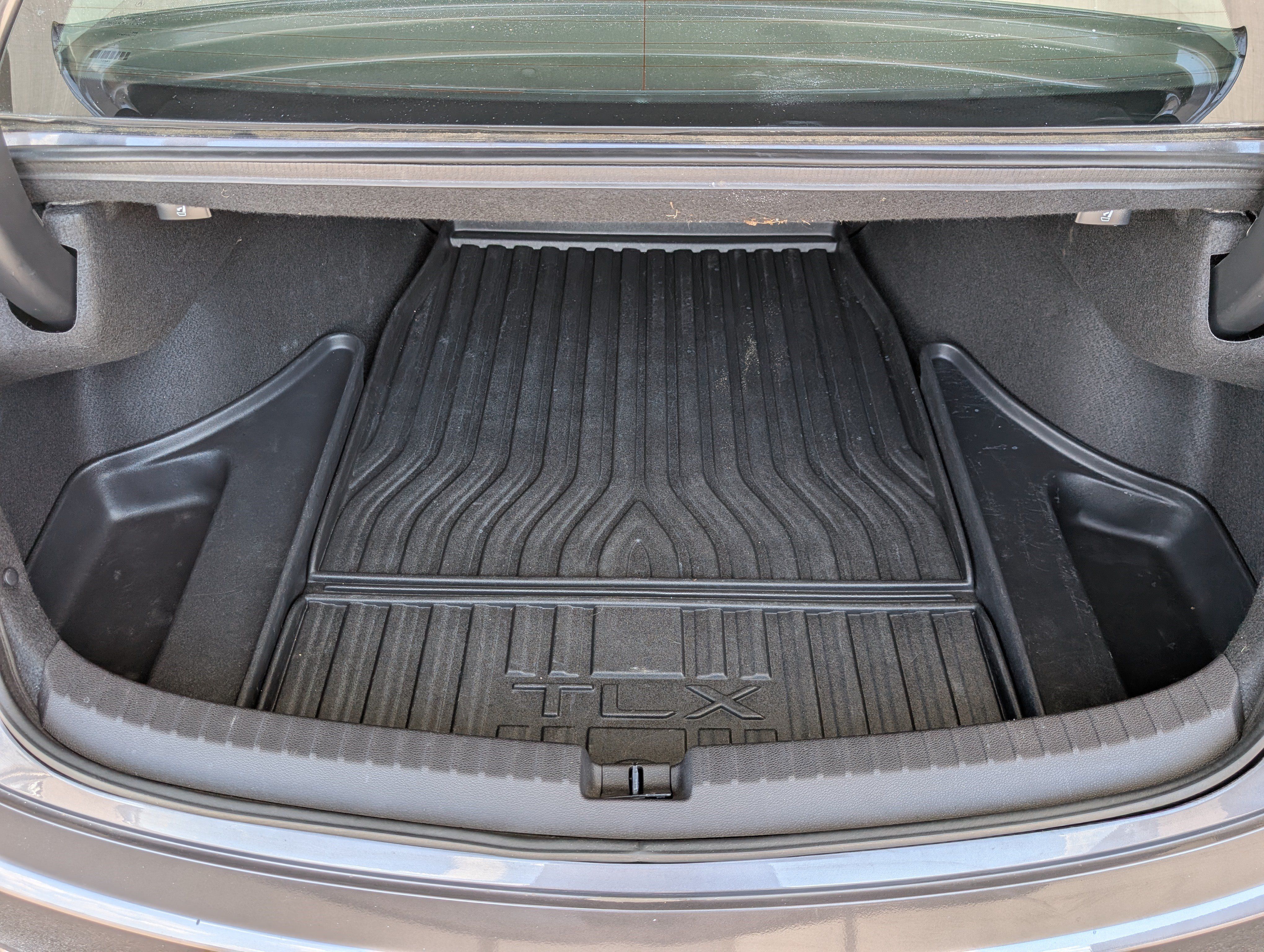 Used 2020 Acura TLX FWD image 19