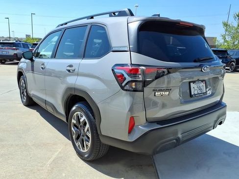 Certified 2025 Subaru Forester Premium w/ Convenience Package #1 AWD/4WD image 8