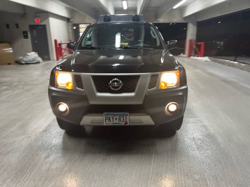 Used 2011 Nissan Xterra PRO-4X w/ Pro-4x Leather Pkg image 2
