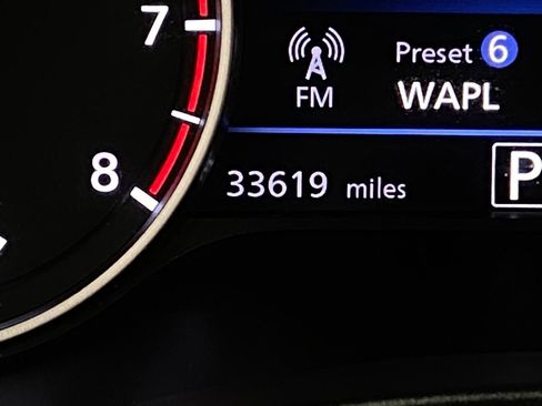 Used 2022 Nissan Sentra SR w/ Electronics Package image 17