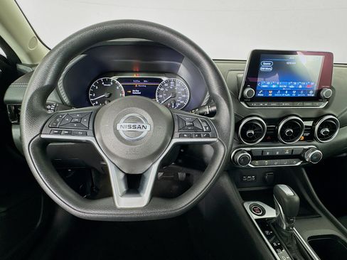 Used 2023 Nissan Sentra SV FWD image 10
