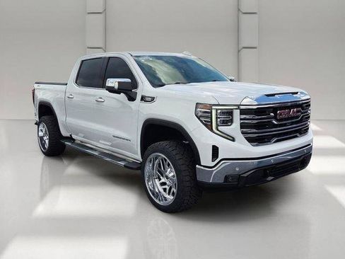Certified 2025 GMC Sierra 1500 SLT w/ SLT Premium Plus Package AWD/4WD image 7