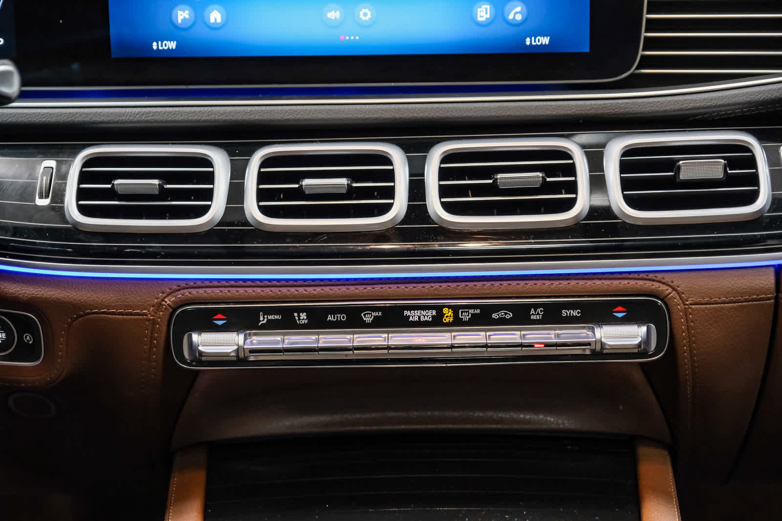Certified 2024 Mercedes-Benz GLE 450 4MATIC image 17