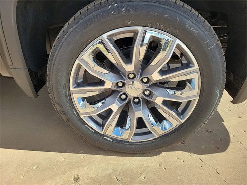 New 2026 GMC Sierra 1500 Denali w/ Denali Reserve Package image 10