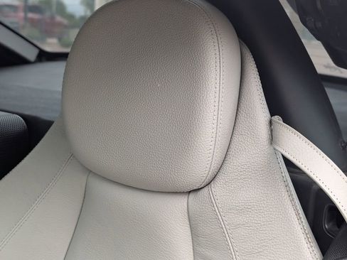 Used 2005 Mercedes-Benz SLK 350 image 20
