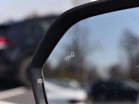 Certified 2023 Volkswagen Atlas Cross Sport SEL Premium R-Line image 10