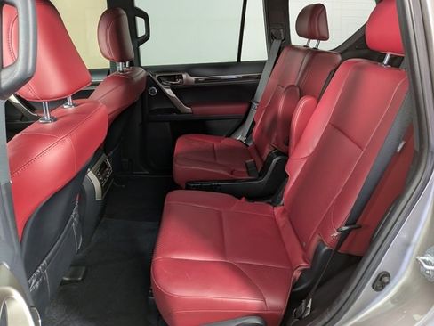 Used 2020 Lexus GX 460 Luxury image 29