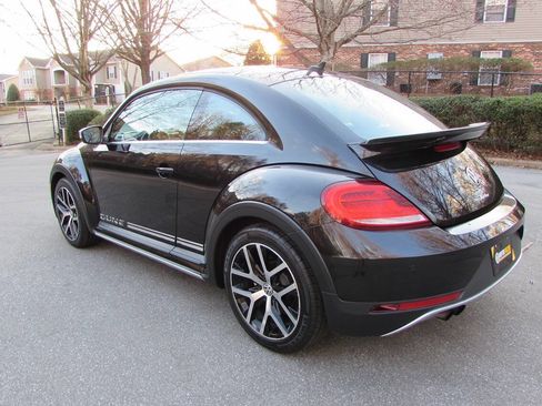 Used 2016 Volkswagen Beetle 1.8T Dune image 4