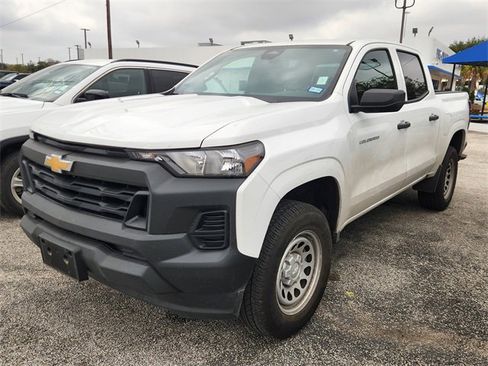 Used 2023 Chevrolet Colorado W/T w/ WT Convenience Package image 3