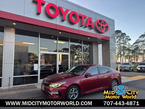 Used 2020 Kia Optima S image 1