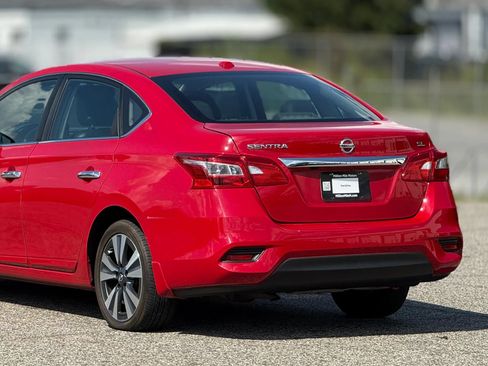 Used 2019 Nissan Sentra SL w/ Exterior Package FWD image 16