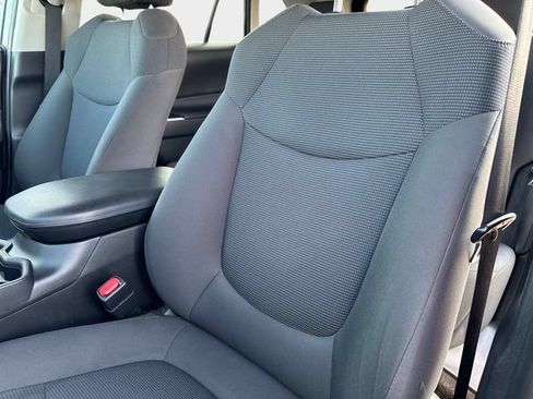 Used 2020 Toyota RAV4 LE w/ All Weather Liner Package AWD/4WD image 19