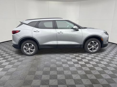 Used 2024 Chevrolet Blazer LT w/ Convenience Package image 6