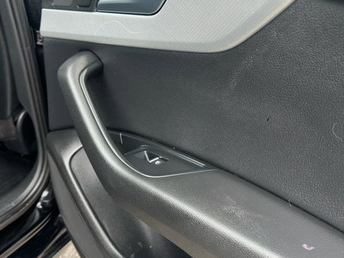 Used 2017 Audi A4 2.0T Premium image 44