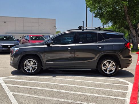 Used 2019 GMC Terrain SLE w/ Driver Convenience Package FWD image 6