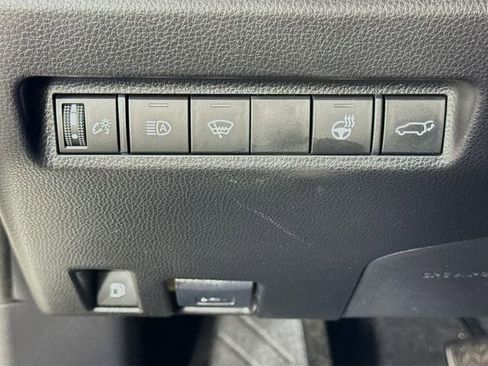 Certified 2021 Toyota RAV4 Limited w/ Limited Grade Weather Package AWD/4WD image 10