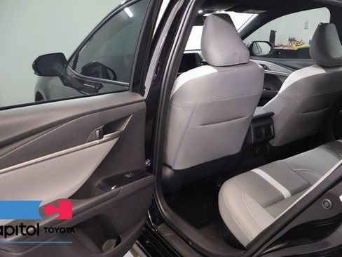 Used 2026 Toyota Camry SE w/ Convenience Package AWD/4WD image 27