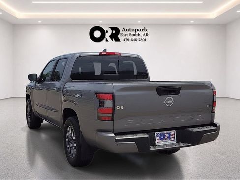 Used 2024 Nissan Frontier SL w/ Technology Package RWD image 4