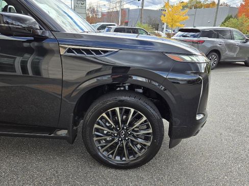 New 2026 INFINITI QX80 Autograph w/ Premium Cargo Package image 16