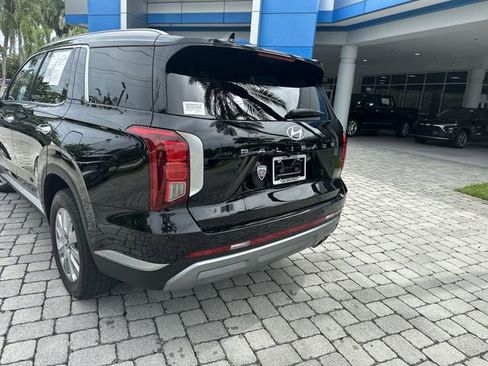 Used 2025 Hyundai Palisade SEL FWD image 12