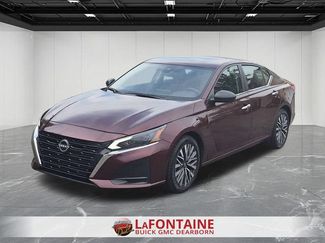 Used 2024 Nissan Altima 2.5 SV FWD video 1