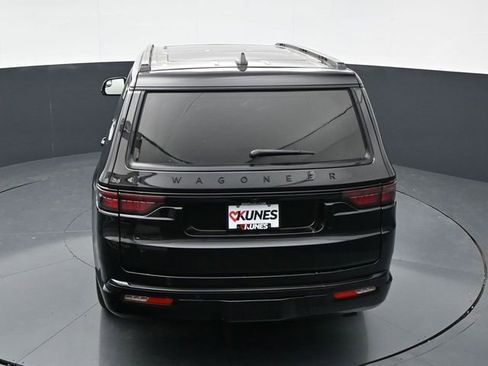 Used 2024 Jeep Wagoneer Series II AWD/4WD image 32